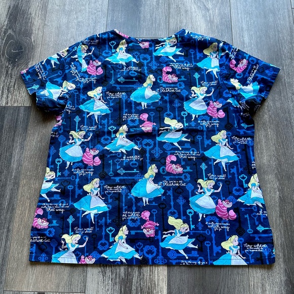 Alice In Wonderland Scrub Top by Disney Cheshire Cat - Picture 6 of 8